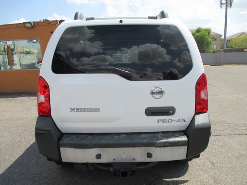 Used 2011 Nissan Xterra PRO-4X AWD/4WD image 10