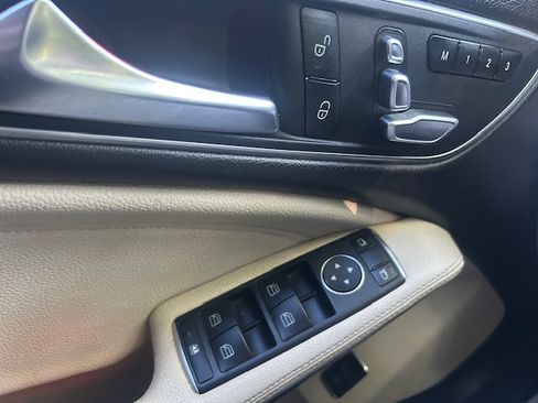 Used 2019 Mercedes-Benz CLA 250 UNAVAIL image 19