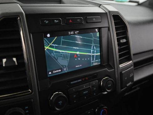 Used 2018 Ford F150 Raptor w/ Equipment Group 801A Mid image 40