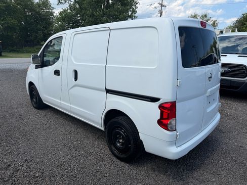 Used 2014 Nissan NV200 UNAVAIL FWD image 3