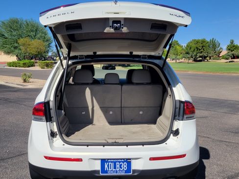 Used 2013 Lincoln MKX image 8