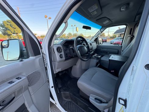 Used 2013 Ford E-150 and Econoline 150 image 14