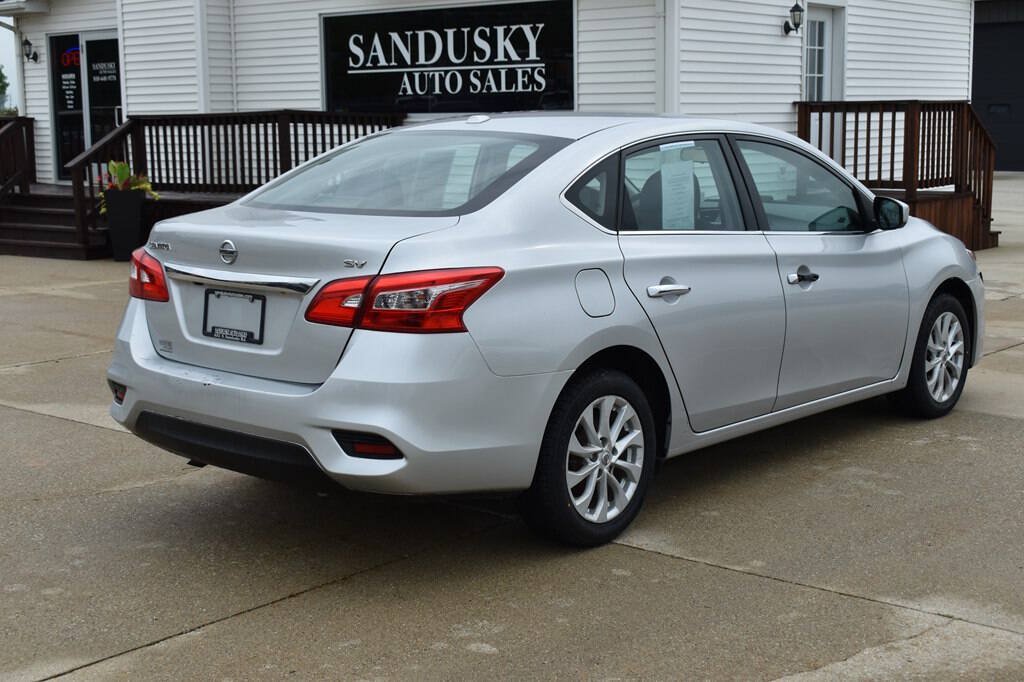 Used 2018 Nissan Sentra SV FWD image 3
