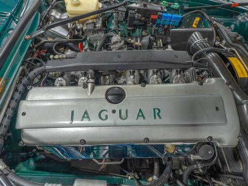 Used 1995 Jaguar XJS 4.0 Convertible image 32