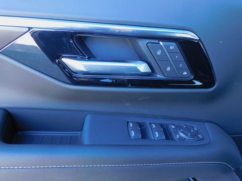 New 2026 Chevrolet Tahoe Premier image 16