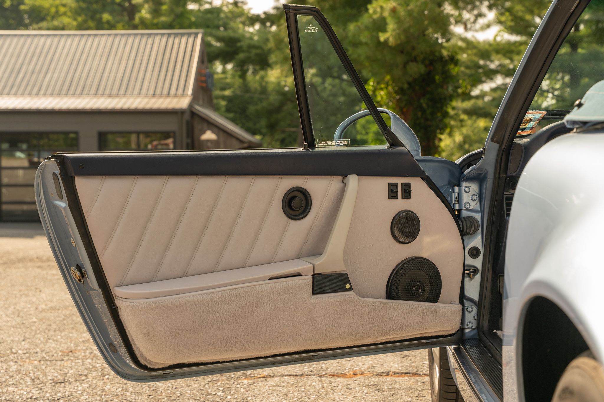 Used 1992 Porsche 911 Cabriolet image 46