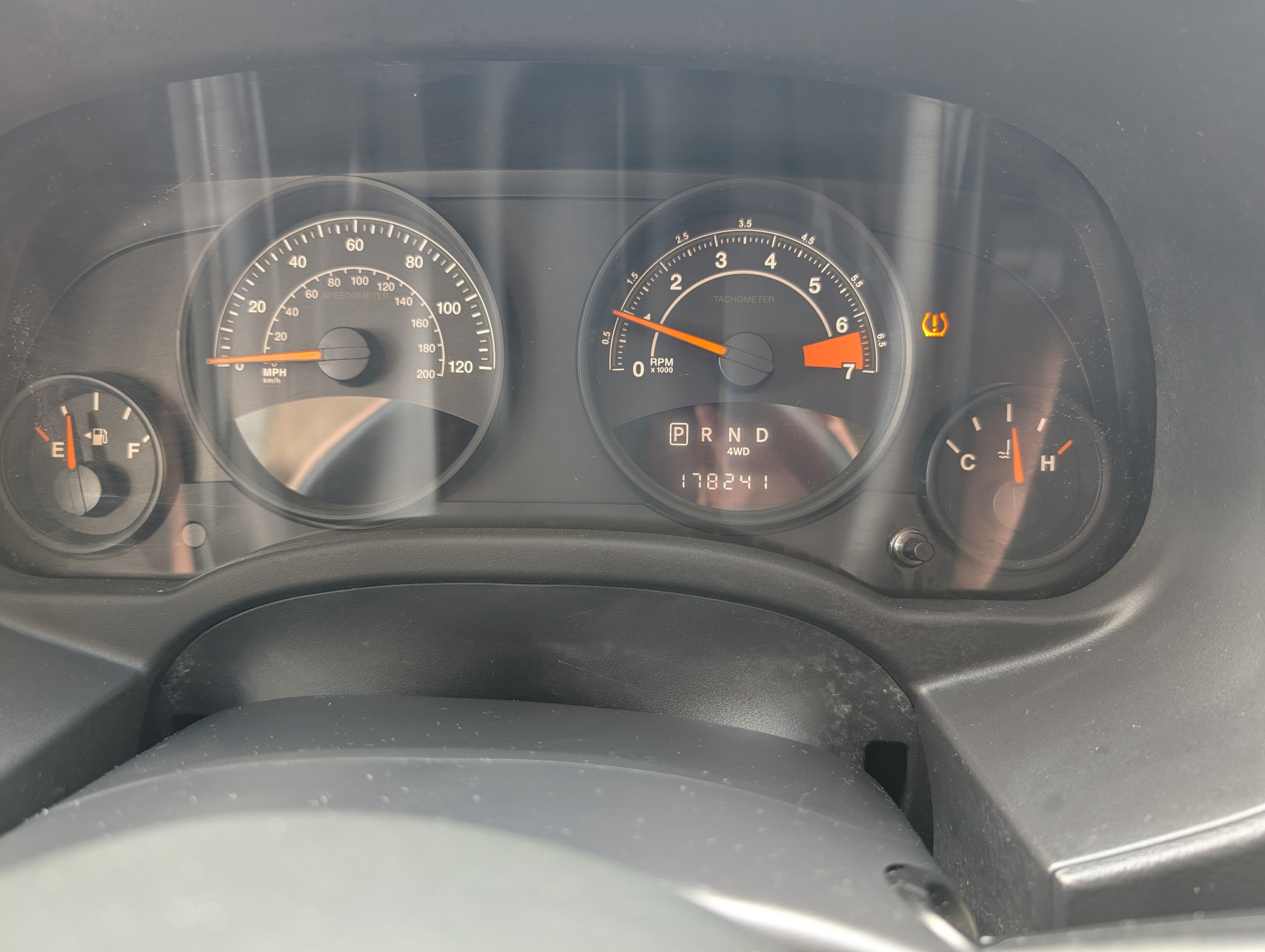 Used 2016 Jeep Compass 4WD Sport image 13