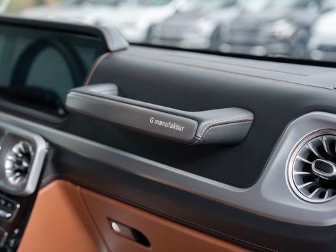 Used 2020 Mercedes-Benz G 550 image 29