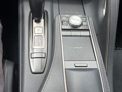 Used 2018 Lexus LC 500 Coupe RWD image 33