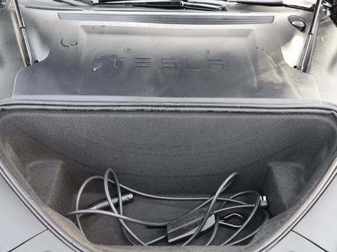 Used 2021 Tesla Model S Long Range Plus image 32