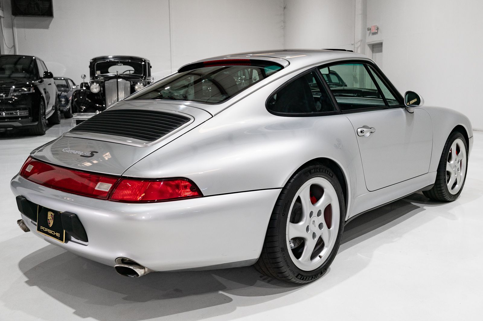Used 1997 Porsche 911 Carrera 4S AWD/4WD image 6