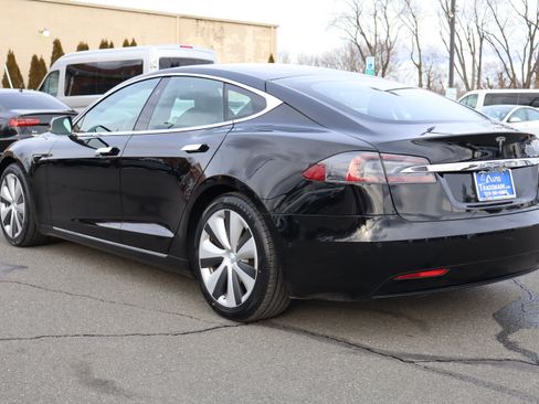 Used 2021 Tesla Model S Long Range Plus image 7