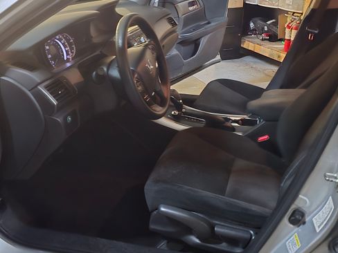 Used 2013 Honda Accord LX Special Edition image 10