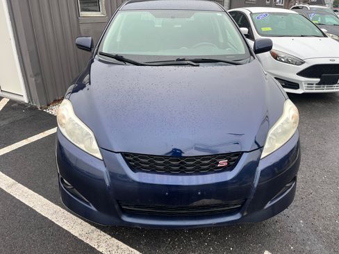 Used 2010 Toyota Matrix S AWD image 3