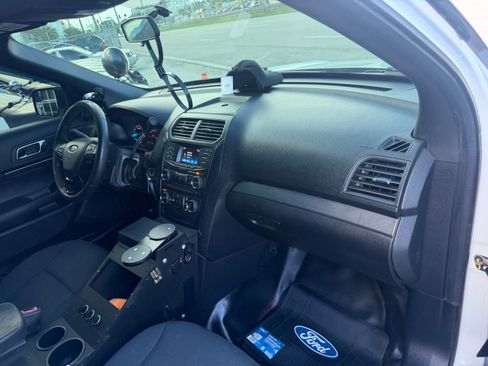 Used 2017 Ford Explorer 4WD Police Interceptor image 26