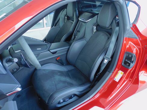 Used 2022 Chevrolet Corvette Stingray Preferred Cpe w/ 2LT RWD image 28