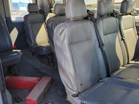 Used 2019 Ford Transit 350 XL image 10