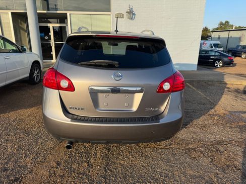 Used 2013 Nissan Rogue image 6