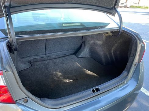 Used 2014 Toyota Corolla LE Premium image 15