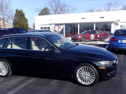 Used 2015 BMW 328i xDrive image 3