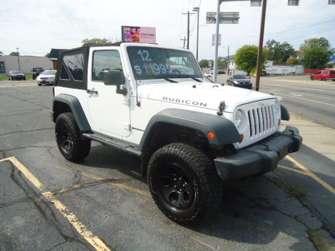 Used 2012 Jeep Wrangler 4WD Rubicon image 5