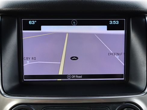 Used 2018 Chevrolet Suburban Premier image 18