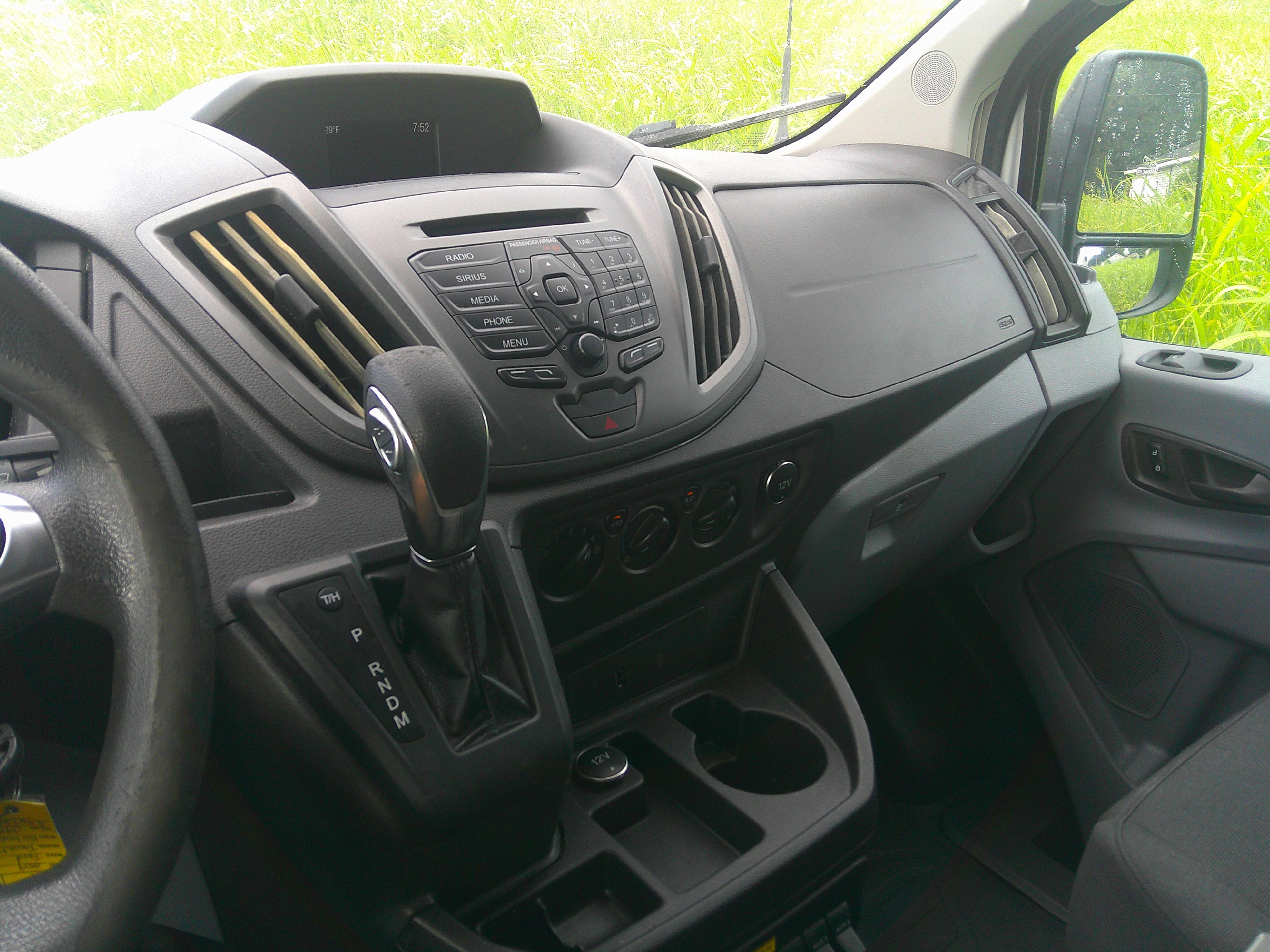 Used 2019 Ford Transit 150 130 Low Roof RWD image 15