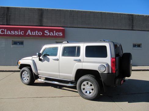 Used 2006 HUMMER H3 Luxury image 4