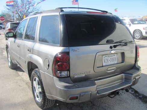 Used 2005 Chevrolet TrailBlazer image 3