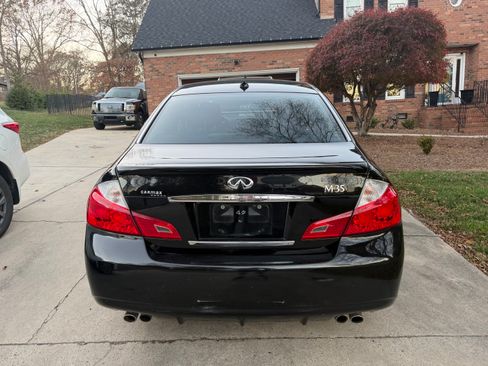 Used 2010 INFINITI M35 image 48