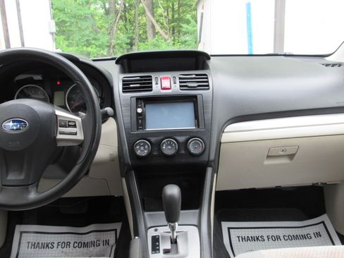 Used 2014 Subaru XV Crosstrek 2.0i Premium AWD/4WD image 24