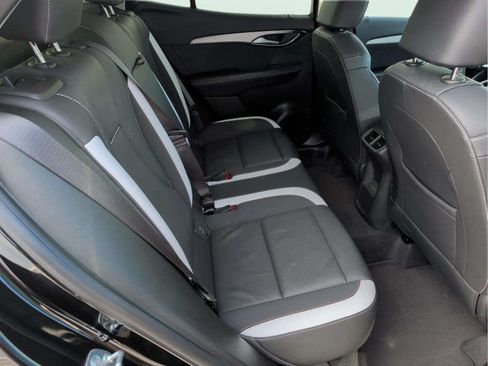 Used 2025 Buick Envision Sport Touring image 16