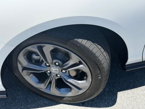 Used 2024 Honda Accord EX image 22