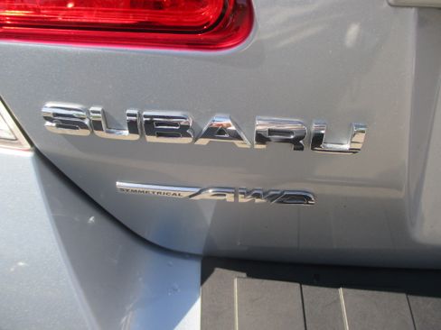 Used 2014 Subaru Legacy 3.6R Limited AWD/4WD image 18