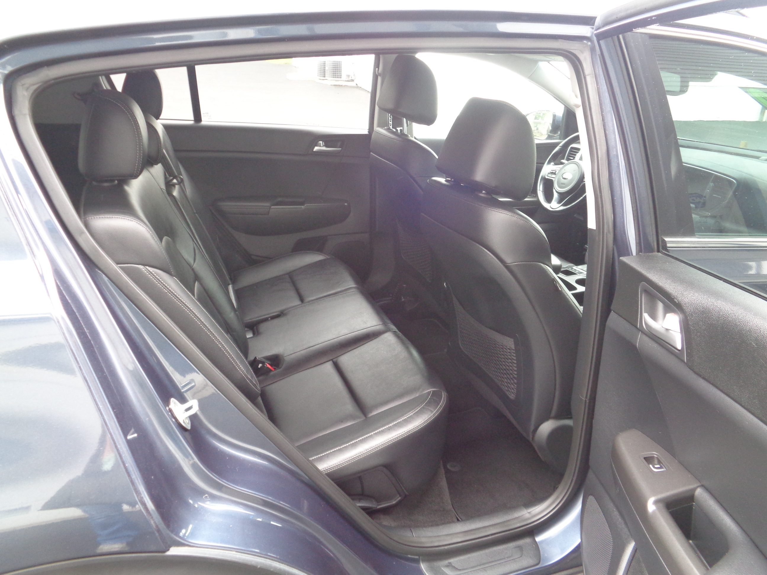 Used 2017 Kia Sportage AWD EX image 8