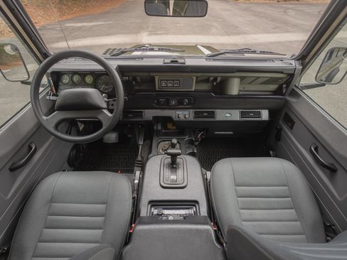 Used 1997 Land Rover Defender 90 image 17