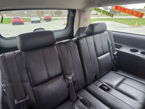Used 2008 GMC Yukon XL Denali image 5