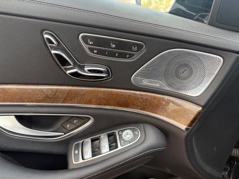 Used 2015 Mercedes-Benz S 550 image 10