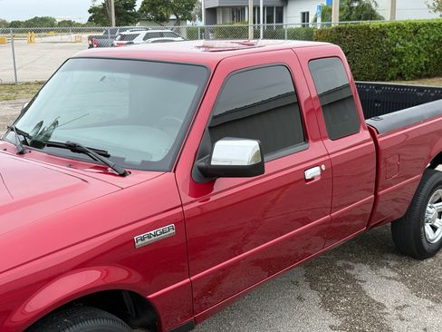 Used 2010 Ford Ranger XLT image 23