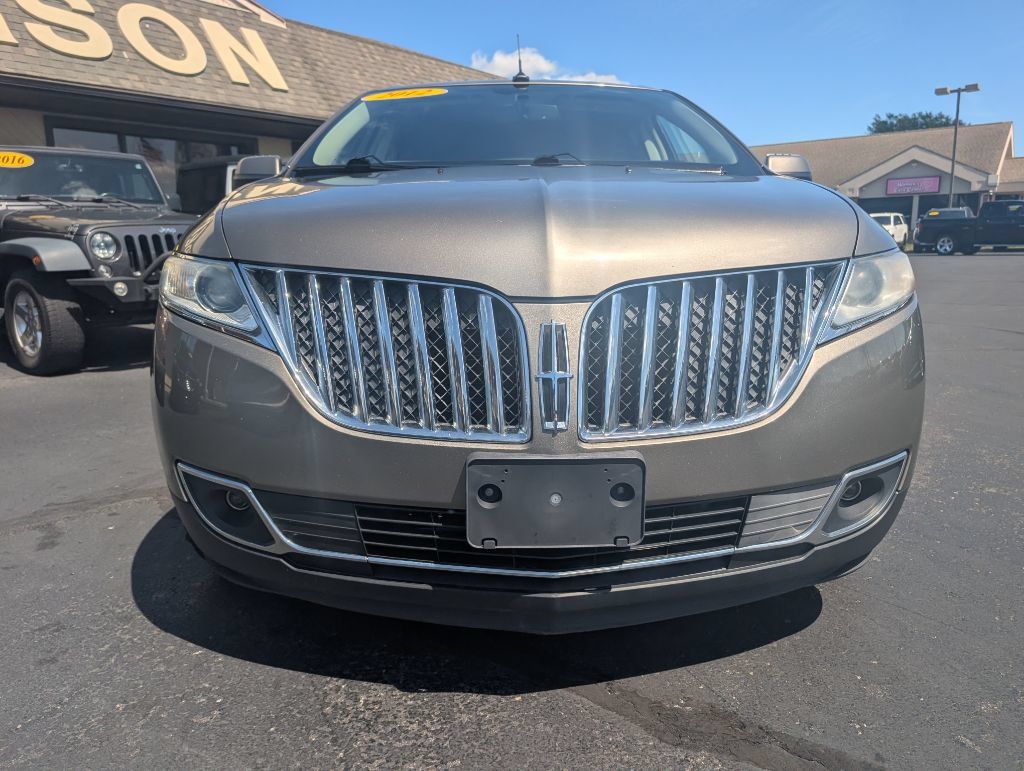 Used 2012 Lincoln MKX AWD w/ Premium Package image 3