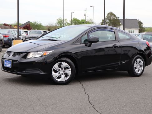 Used 2013 Honda Civic LX image 2
