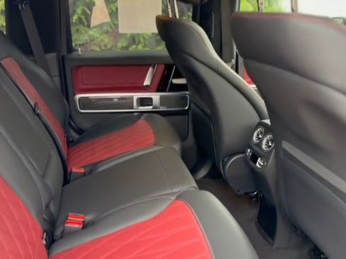 Used 2022 Mercedes-Benz G 63 AMG AMG G 63 image 19