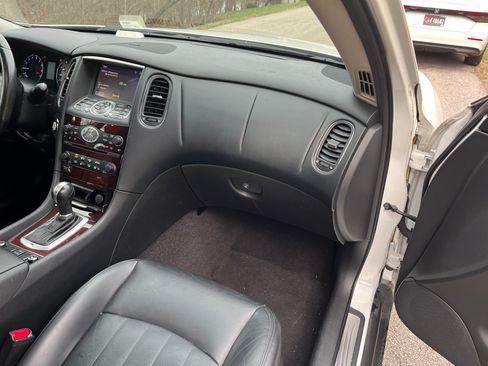 Used 2015 INFINITI QX50 Journey image 49