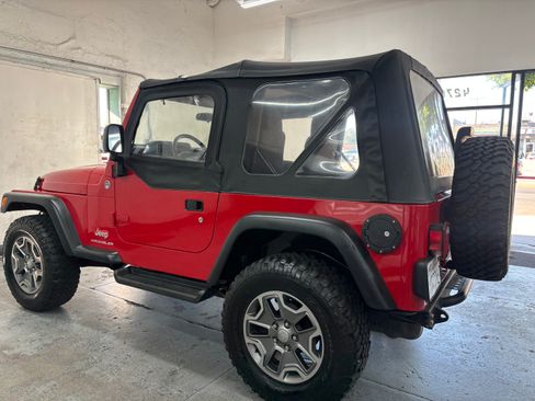 Used 2005 Jeep Wrangler SE image 11