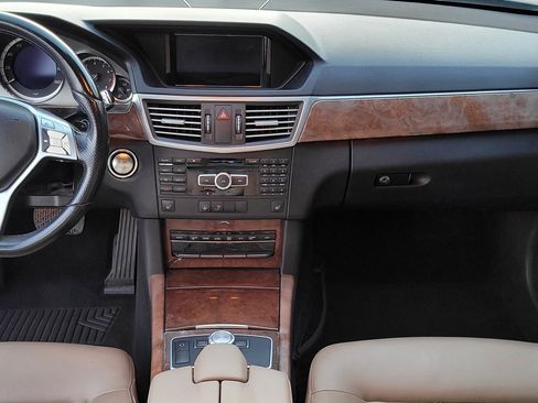 Used 2013 Mercedes-Benz E 350 Sport image 11