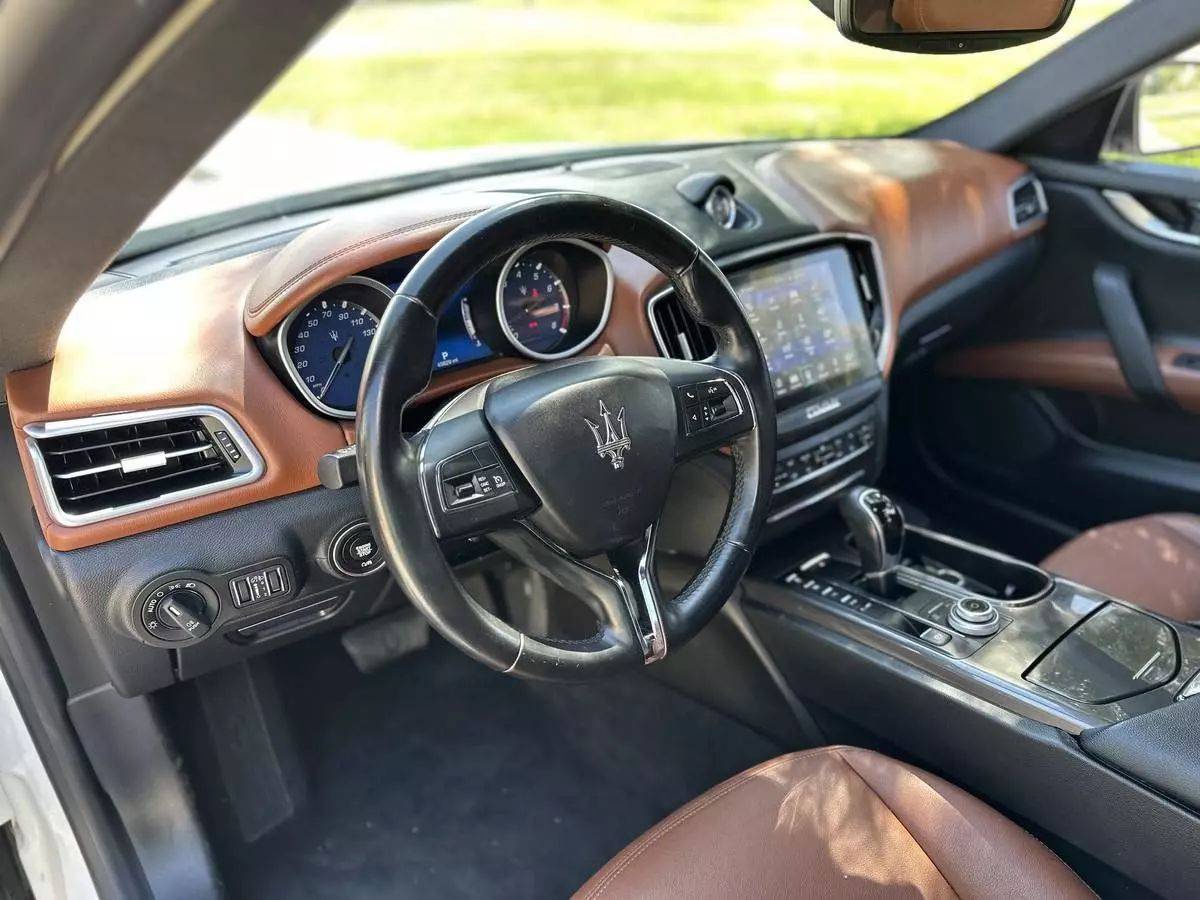 Used 2018 Maserati Ghibli UNAVAIL RWD image 13