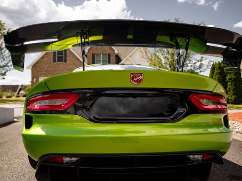 Used 2017 Dodge Viper GTC image 51