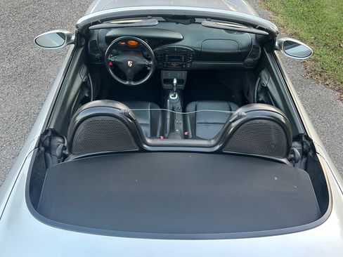 Used 2001 Porsche Boxster image 13