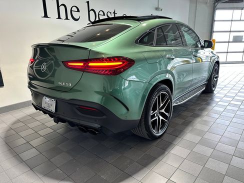 Used 2025 Mercedes-Benz GLE 53 AMG image 4