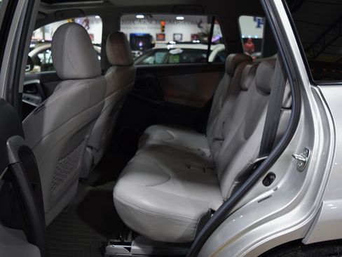 Used 2011 Toyota RAV4 Limited image 19